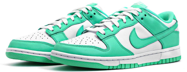 SB Dunk Low ‘Green Glow’