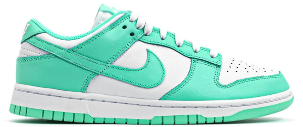 SB Dunk Low ‘Green Glow’